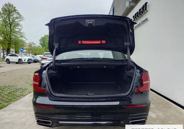 Volvo S60 cena 219900 przebieg: 32966, rok produkcji 2021 z Bardo małe 596